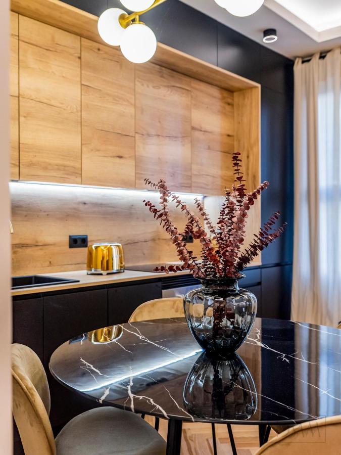 Elite Suite By Edsam, In Madrid Bagian luar foto